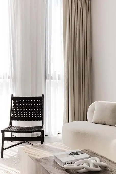 Sahab - Courtyard View 1Br Apartment Sharjah United Arab Emirates