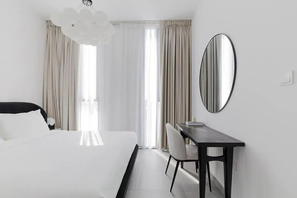 Sahab - Courtyard View 1Br Apartment Sharjah