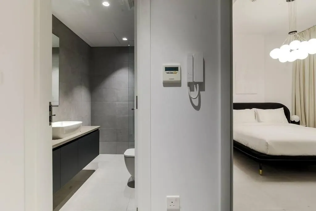 Sahab - Courtyard View 1Br Apartment Sharjah United Arab Emirates